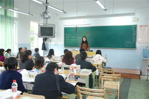 棠外初2010届家长开放日暨家长会活动5