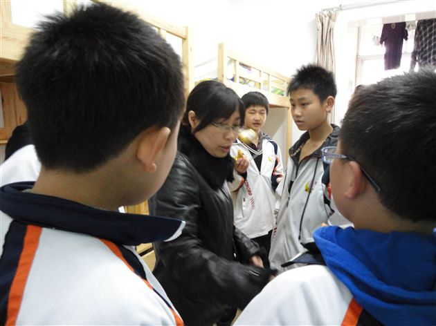 “走进公寓”关爱活动2