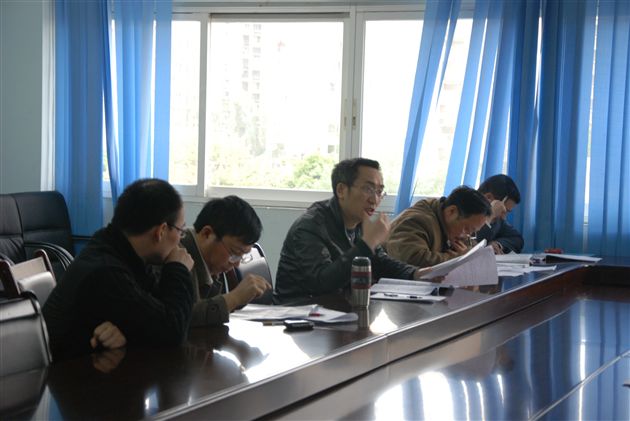 县高中数学中心组到棠外进行教学视导6