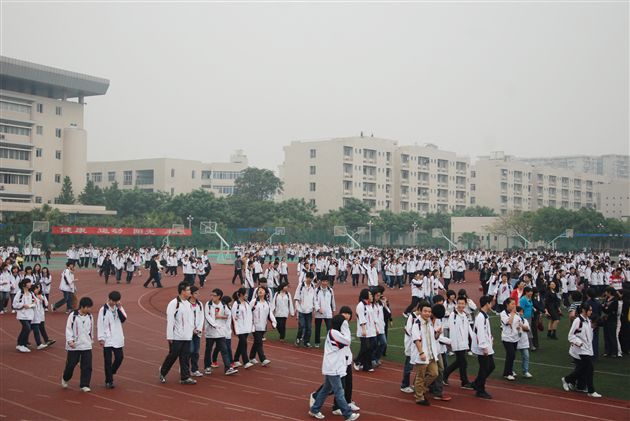 棠外全校师生举行安全疏散演练5