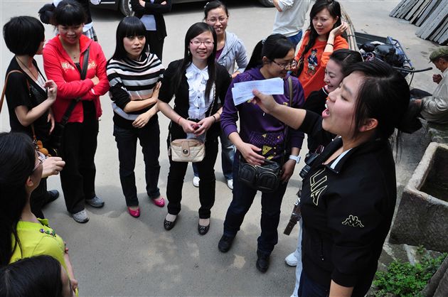 初2012届党小组活动3