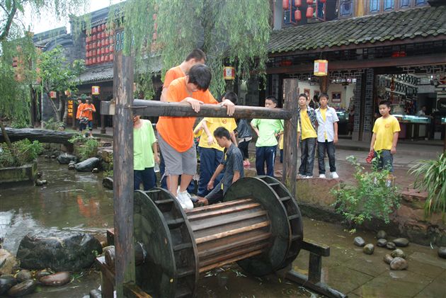 参观古镇黄龙溪3