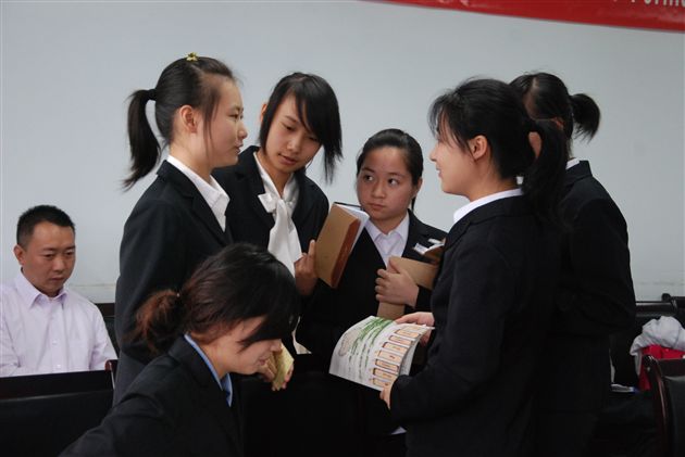 棠外模联社团活动3