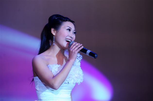 歌曲《美丽的心情 》 演唱：杜静