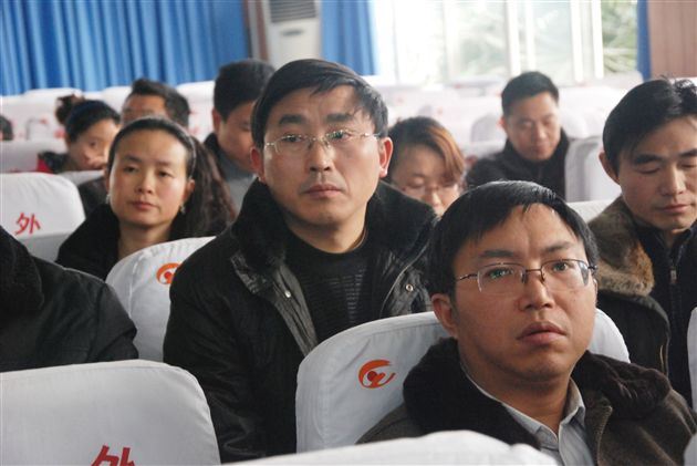 棠外高中部三组长会议2