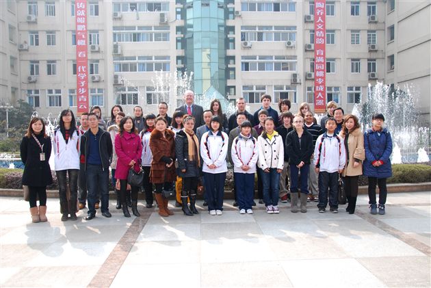 美国高德学院代表团访问棠外</p><p>　　