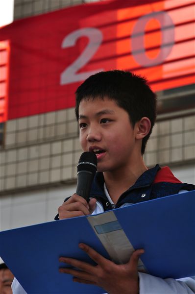 棠外初2013届学生表彰大会5