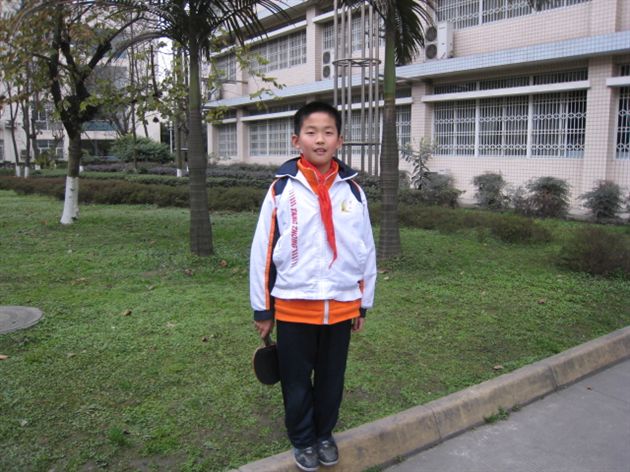 棠外附小参加双流县第一届运动会中小学生乒乓球锦标赛获佳绩</p><p>　　