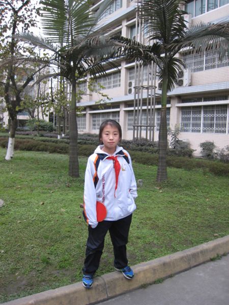 棠外附小参加双流县第一届运动会中小学生乒乓球锦标赛获佳绩</p><p>　　