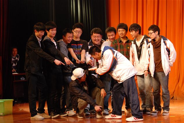 高2012级“英文话剧之夜”汇报演出8