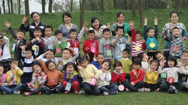 走进春天的怀抱——记棠外附小学前教育中心社会实践活动