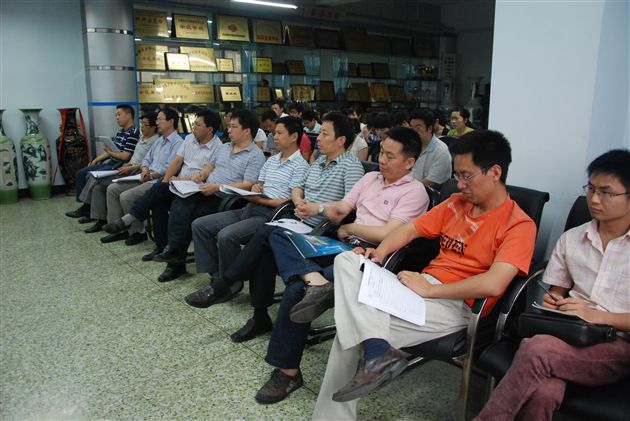 棠外高中部正式启动“栋梁工程”师培活动