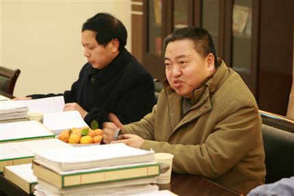 熊校长汇报党建工作