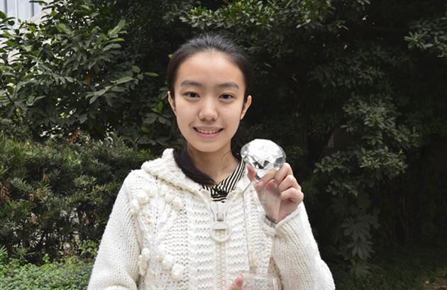 四川省第五届中小学校园电视评比主持人金奖——宋美颐