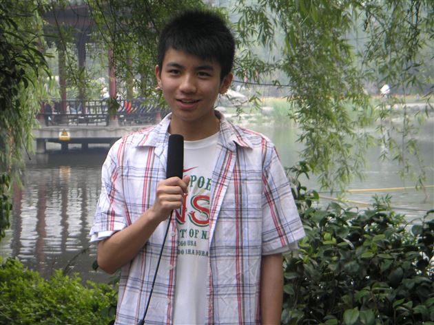 主播在工作——彭健