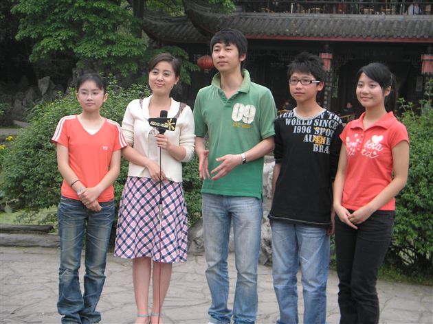 四川电视台与棠外电视台合作节目变魔术